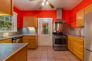 39 Chalmers Ave, Austin, TX 78702 - Photo 21