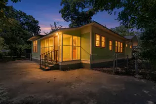 39 Chalmers Ave, Austin, TX 78702 - Photo 27