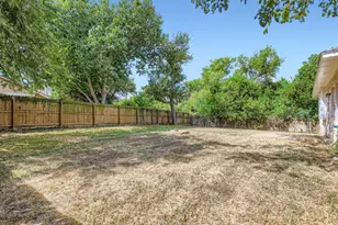12423 Los Indios Trail, Austin, TX 78729 - Photo 27