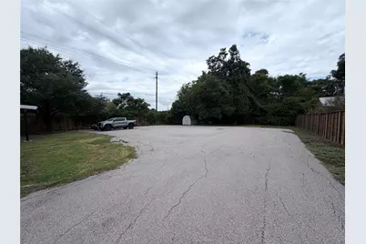 1512 W Howard Lane, Austin, TX 78728 - Photo 23