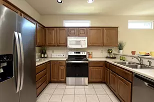 103 Elderberry St, Georgetown, TX 78633 - Photo 9