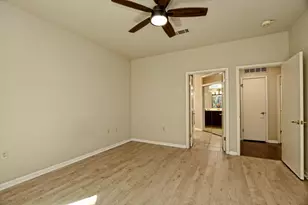 103 Elderberry St, Georgetown, TX 78633 - Photo 17