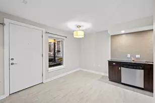 2200 Dickson Dr, Austin, TX 78704 - Photo 9