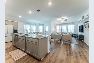 524 Sebring Circle, Hutto, TX 78634 - Photo 7