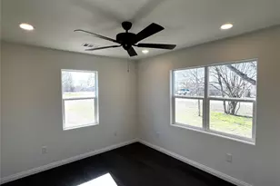 205 E Train St, Ellinger, TX 78938 - Photo 11