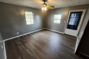 10001 Fm 1331, Taylor, TX 76574 - Photo 11