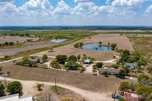 83 Roots Rd, Martindale, TX 78655 - Photo 11