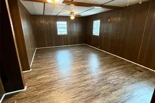 83 Roots Rd, Martindale, TX 78655 - Photo 15