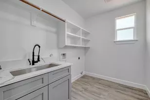 203 Alonzo Dr, Del Valle, TX 78617 - Photo 33