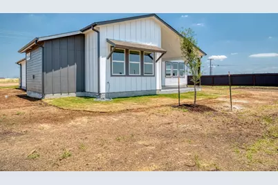 203 Alonzo Drive, Del Valle, TX 78617 - Photo 35