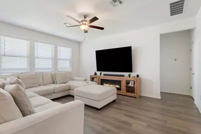2003 Wynn Road, Hutto, TX 78634 - Photo 5