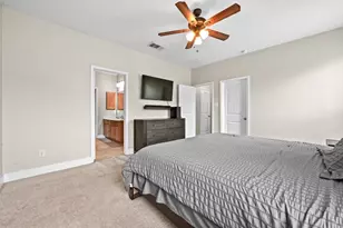 291 Jarbridge Dr, Kyle, TX 78640 - Photo 17