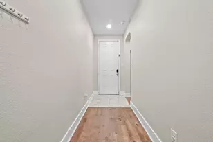 291 Jarbridge Dr, Kyle, TX 78640 - Photo 7