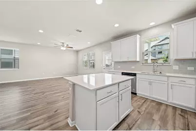 10025 Dawn Pearl Drive, Austin, TX 78748 - Photo 11