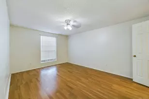 2401 Leon St, Austin, TX 78705 - Photo 11