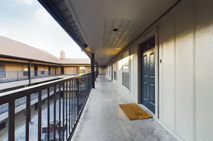 2401 Leon St, Austin, TX 78705 - Photo 15