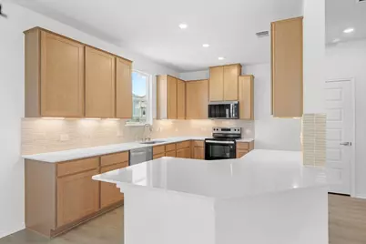 101 Coastal Way, Georgetown, TX 78628 - Photo 9