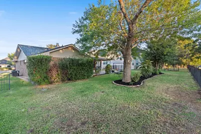 421 Saint Andrews Street, Meadowlakes, TX 78654 - Photo 25