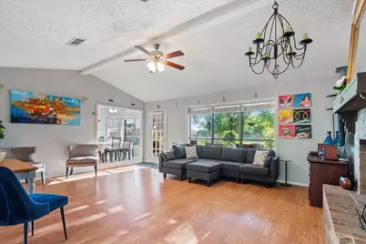 421 Saint Andrews Street, Meadowlakes, TX 78654 - Photo 5