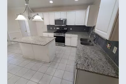 1016 Stacias Way, Pflugerville, TX 78660 - Photo 5