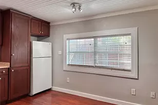 2103 E 16th St, Austin, TX 78702 - Photo 13