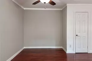 2103 E 16th St, Austin, TX 78702 - Photo 5