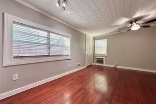 2103 E 16th St, Austin, TX 78702 - Photo 5