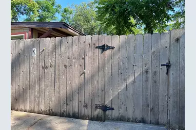 2103 E 16th Street #Annex, Austin, TX 78702 - Photo 21
