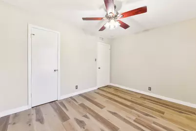 7801 Shoal Creek Boulevard #224, Austin, TX 78757 - Photo 23