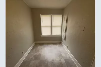 306 Bowie Street, Luling, TX 78648 - Photo 15
