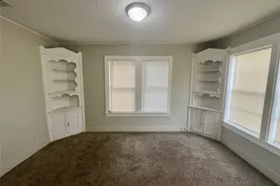 306 Bowie St, Luling, TX 78648 - Photo 11