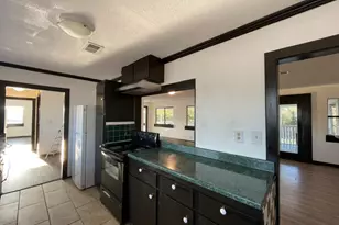 613 Central Texas Expy, Lampasas, TX 76550 - Photo 17