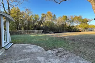 613 Central Texas Expy, Lampasas, TX 76550 - Photo 25