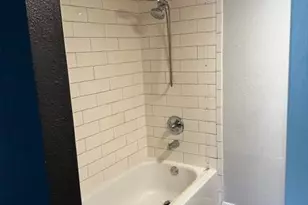 2018 W Rundberg Ln, Austin, TX 78758 - Photo 21