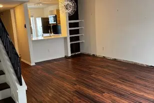 2018 W Rundberg Ln, Austin, TX 78758 - Photo 13