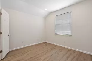 101 Redwood Dr, Kyle, TX 78640 - Photo 27