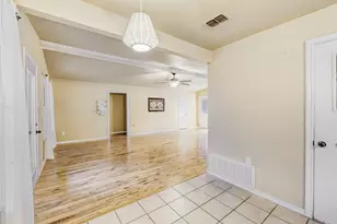 2114 Bel-Air Dr, Taylor, TX 76574 - Photo 21