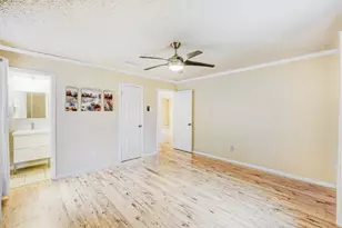 2114 Bel-Air Dr, Taylor, TX 76574 - Photo 11