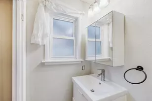 2114 Bel-Air Dr, Taylor, TX 76574 - Photo 31