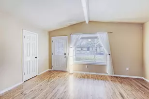 2114 Bel-Air Dr, Taylor, TX 76574 - Photo 15