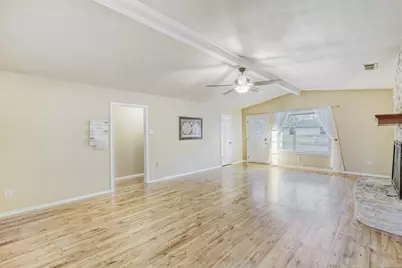 2114 Bel Air Drive, Taylor, TX 76574 - Photo 25