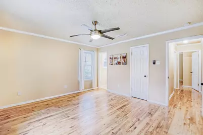 2114 Bel Air Drive, Taylor, TX 76574 - Photo 15