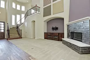 210 Clubhouse Dr, Lakeway, TX 78734 - Photo 5