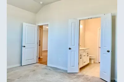 2500 Forest Creek Drive #702, Round Rock, TX 78664 - Photo 13