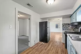 205 Cisneros St, Kyle, TX 78640 - Photo 5
