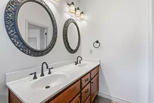 10215 Twin Lake Loop, Dripping Springs, TX 78620 - Photo 15