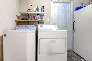 1013 Austin Highlands Blvd, Austin, TX 78745 - Photo 13