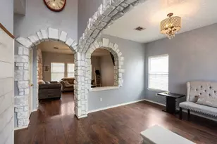 114 Almquist St, Hutto, TX 78634 - Photo 3