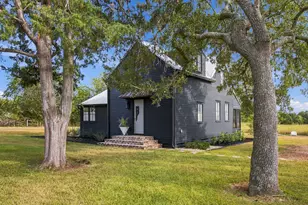 6389 Miller Rd, New Ulm, TX 78950 - Photo 3