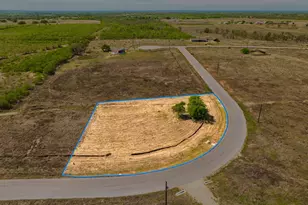 415 Beckham Dr, Dale, TX 78616 - Photo 1